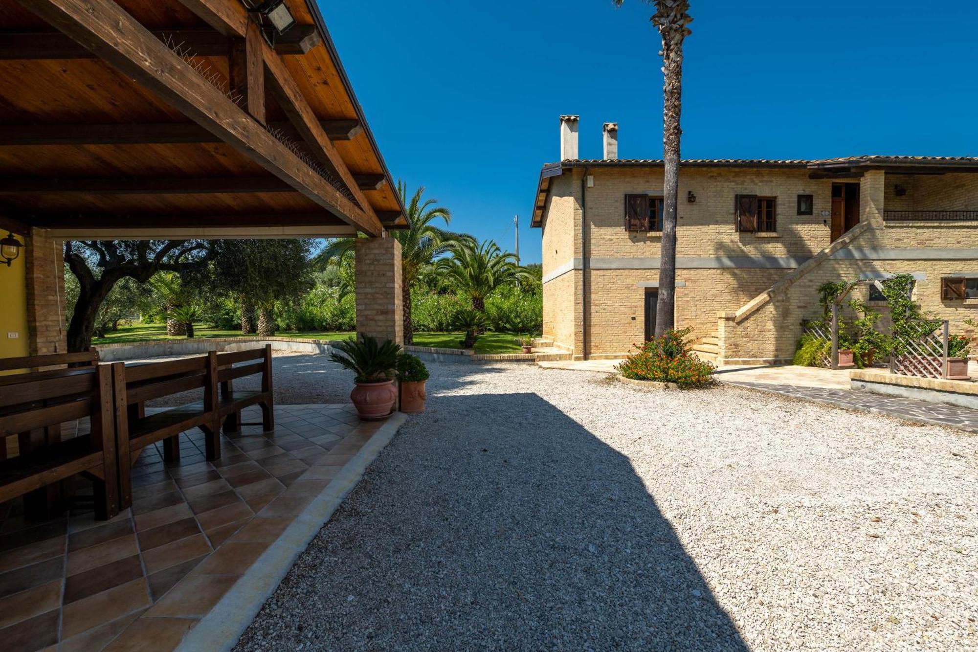 Villa Iulia - Vibra Controguerra Exterior photo
